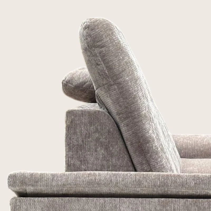 Slight recline, for relaxing