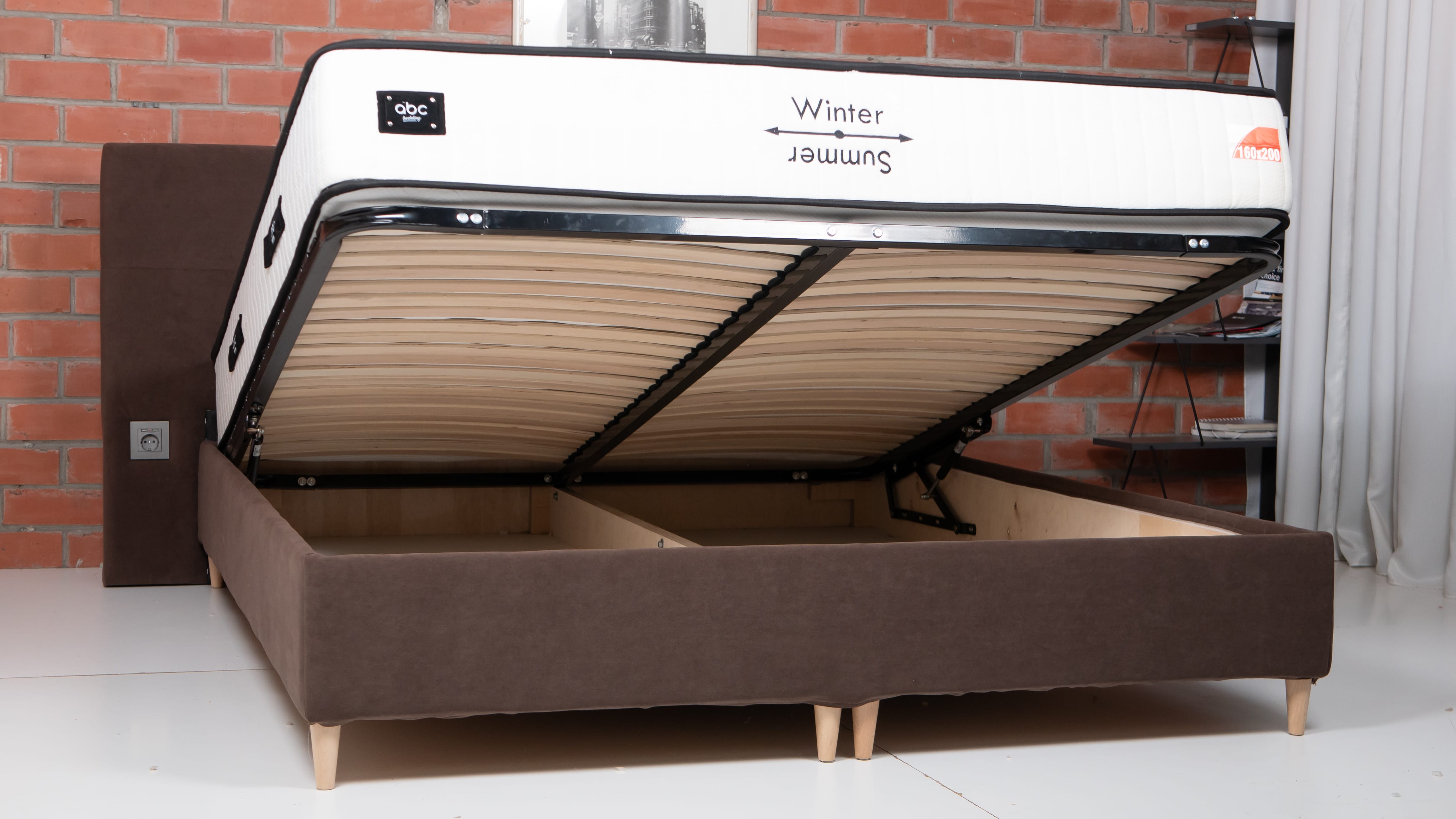 Bed with Storage Sandra Classic Brown 140 — photo 5